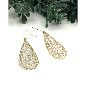 Gold-Tone Teardrop Lace Pattern Dangling Earrings